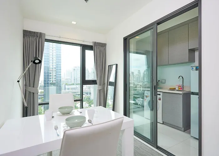 5mins Walk To Bts Thonglor, Skyline View Апартаменты *