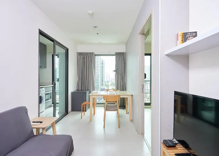 5mins Walk To Bts Thonglor, Skyline View Апартаменты