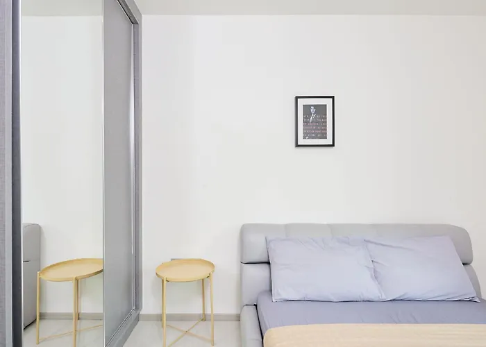 5mins Walk To Bts Thonglor, Skyline View Апартаменты Бангкок