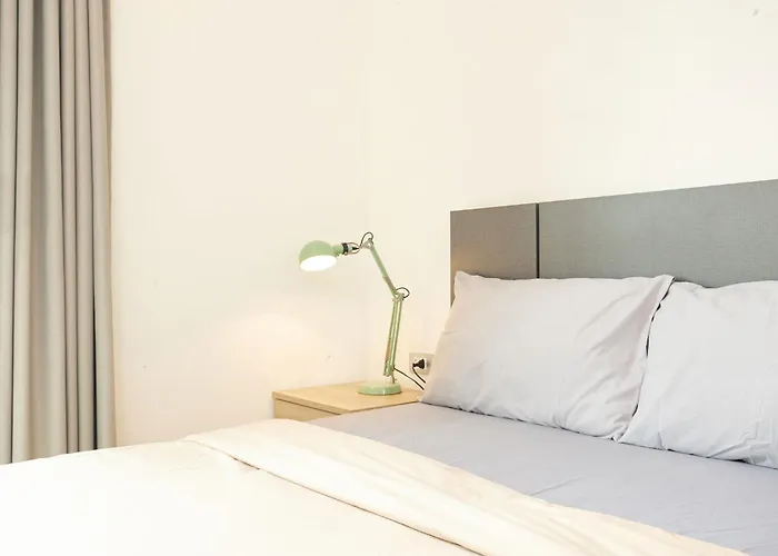 5mins Walk To Bts Thonglor, Skyline View Бангкок