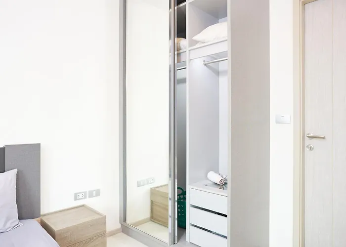 5mins Walk To Bts Thonglor, Skyline View Bangkok