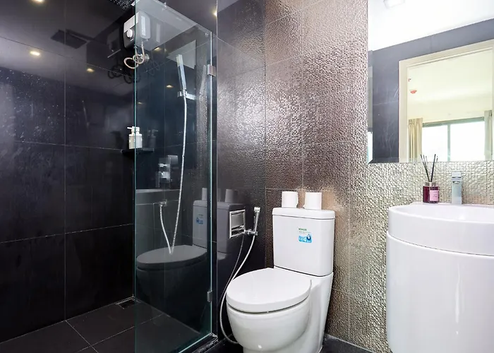 5mins Walk To Bts Thonglor, Skyline View * Bangkok
