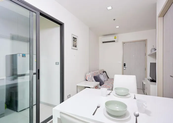 5mins Walk To Bts Thonglor, Skyline View Bangkok