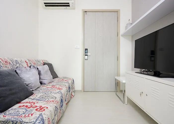 5mins Walk To Bts Thonglor, Skyline View * Бангкок