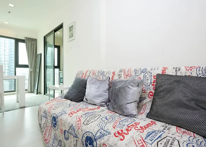 5mins Walk To Bts Thonglor, Skyline View * Бангкок