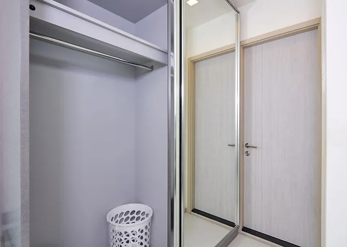 5mins Walk To Bts Thonglor, Skyline View * Бангкок